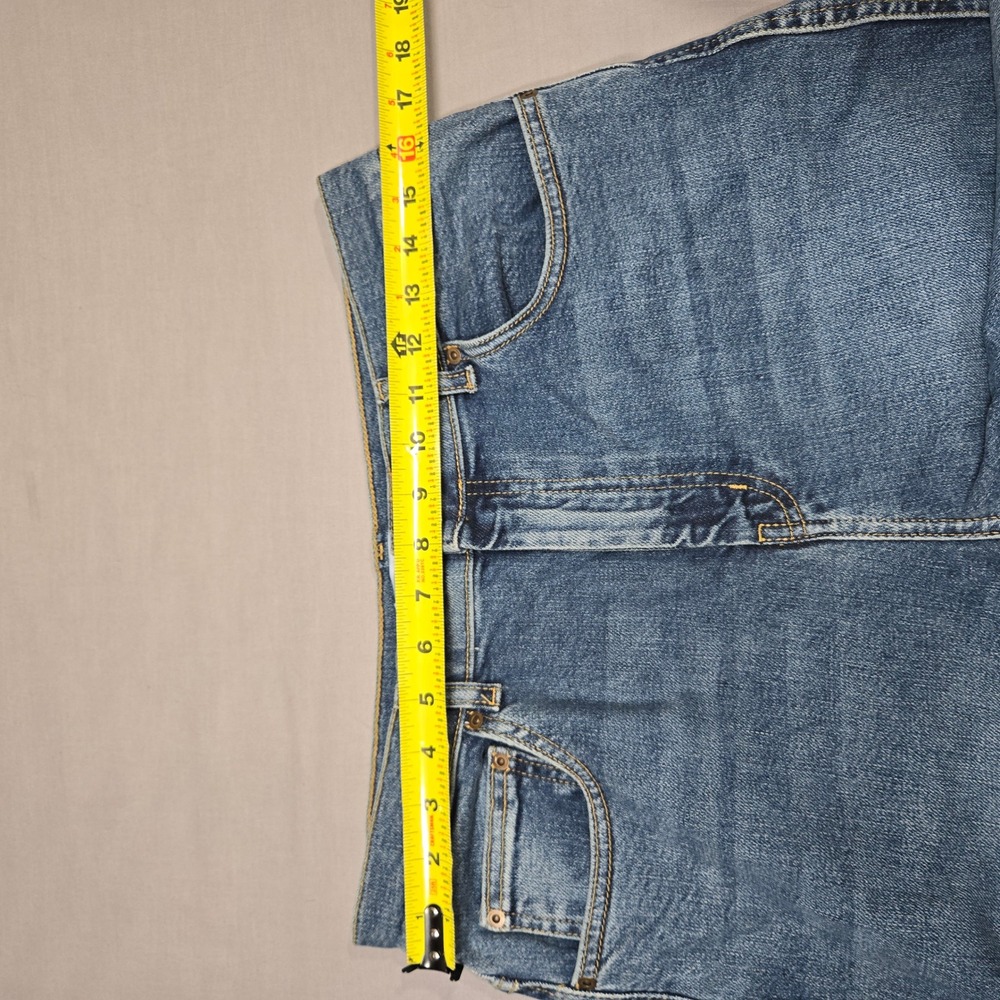 Antonio Melani High Rise Straight Leg Jeans Medium Wash Blue Size 32 / 14 - Picture 6 of 8